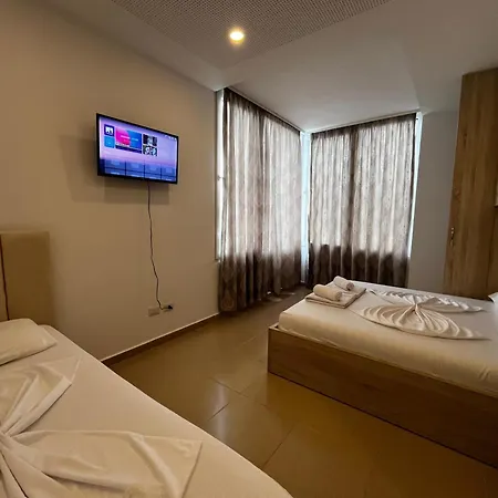 Lägenhet Sunflowers Golem (Tirana)